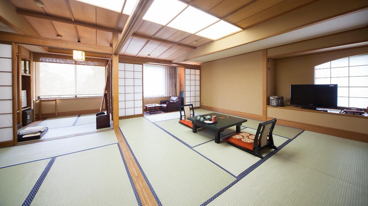 Yugashima Tatsuta Hotel Izu  Buitenkant foto