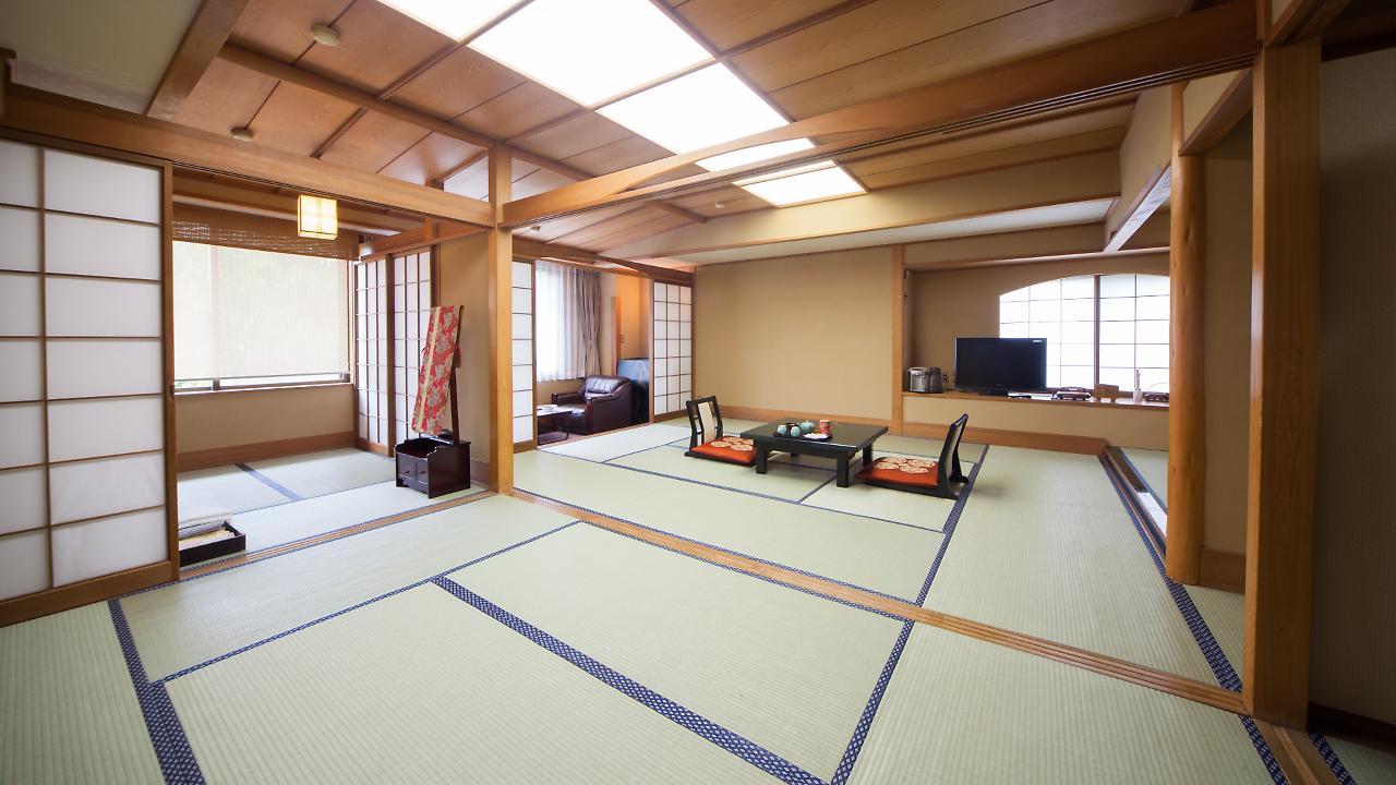 Yugashima Tatsuta Hotel Izu  Buitenkant foto